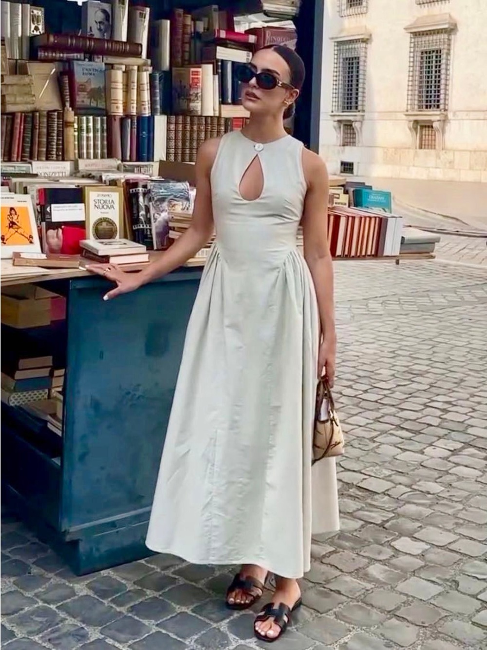 Commense Women’s Size Small Ivory Sleeveless Keyhole Maxi Dress